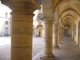 Hotel de Paris - Poligny - Jura - Couvent des Ursulines